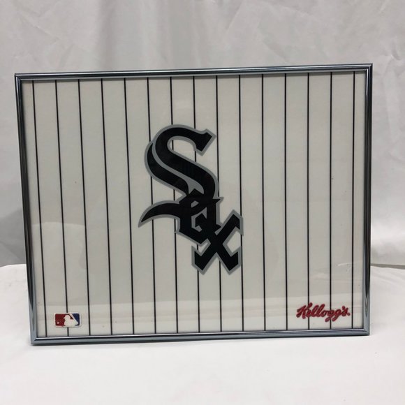Chicago White SoxFramed Team Uniform Logo Liebe